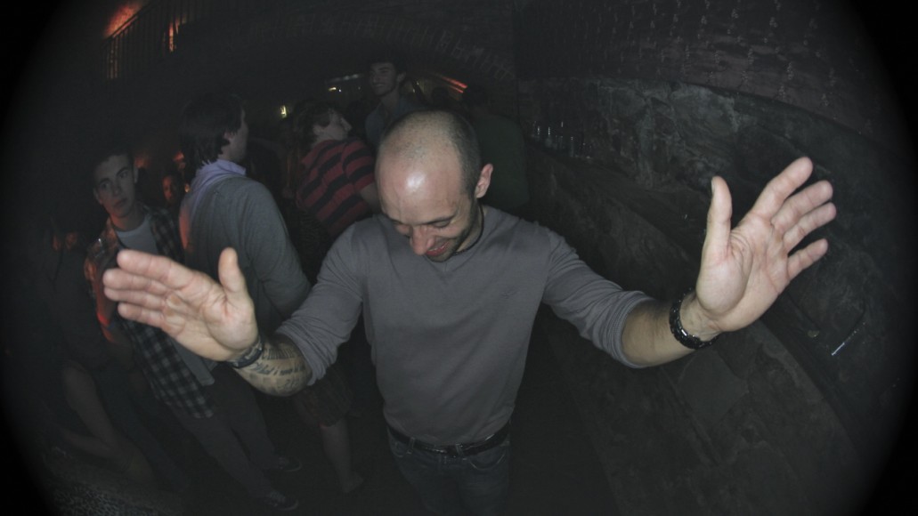 final_hresmovstill003_6267338028_o