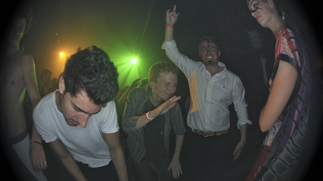 final_hresmovstill012_6267340670_o